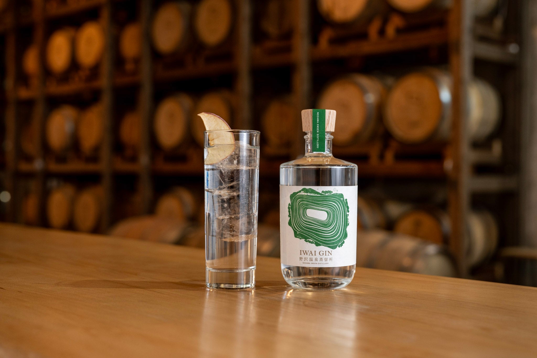 和泉整乗　作　イノシシ文鎮 IWAI GIN – Nozawa Onsen Distillery